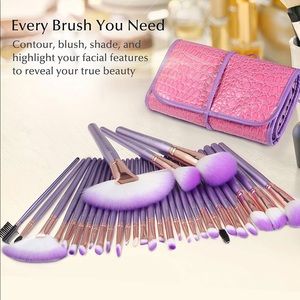 32 pcs Professional Makeup Brushes Cosmetics Case